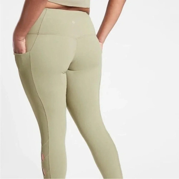 Athleta Green Salutation Stash Pocket II Cutout 7/8 Leggings Size L Women gym - Picture 4 of 15
